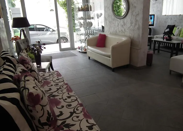 Hotel Des Pays Bas 3*