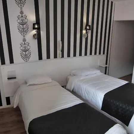 帕耶巴斯酒店 3* 卢德